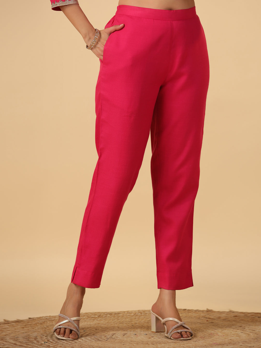 Pink Cotton Blend Straight Solid 3-Piece Kurta Set