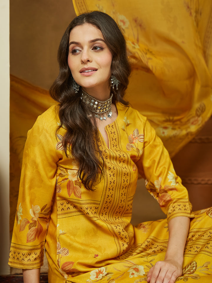 Yellow-Cotton-Blend-Straight-Floral-Printed-3-Piece-Anarkali-Set