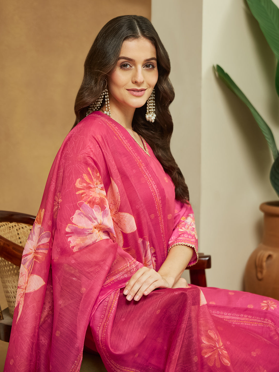 Black-Cotton-Blend-Floral-Printed-3-Piece-Anarkali-Set