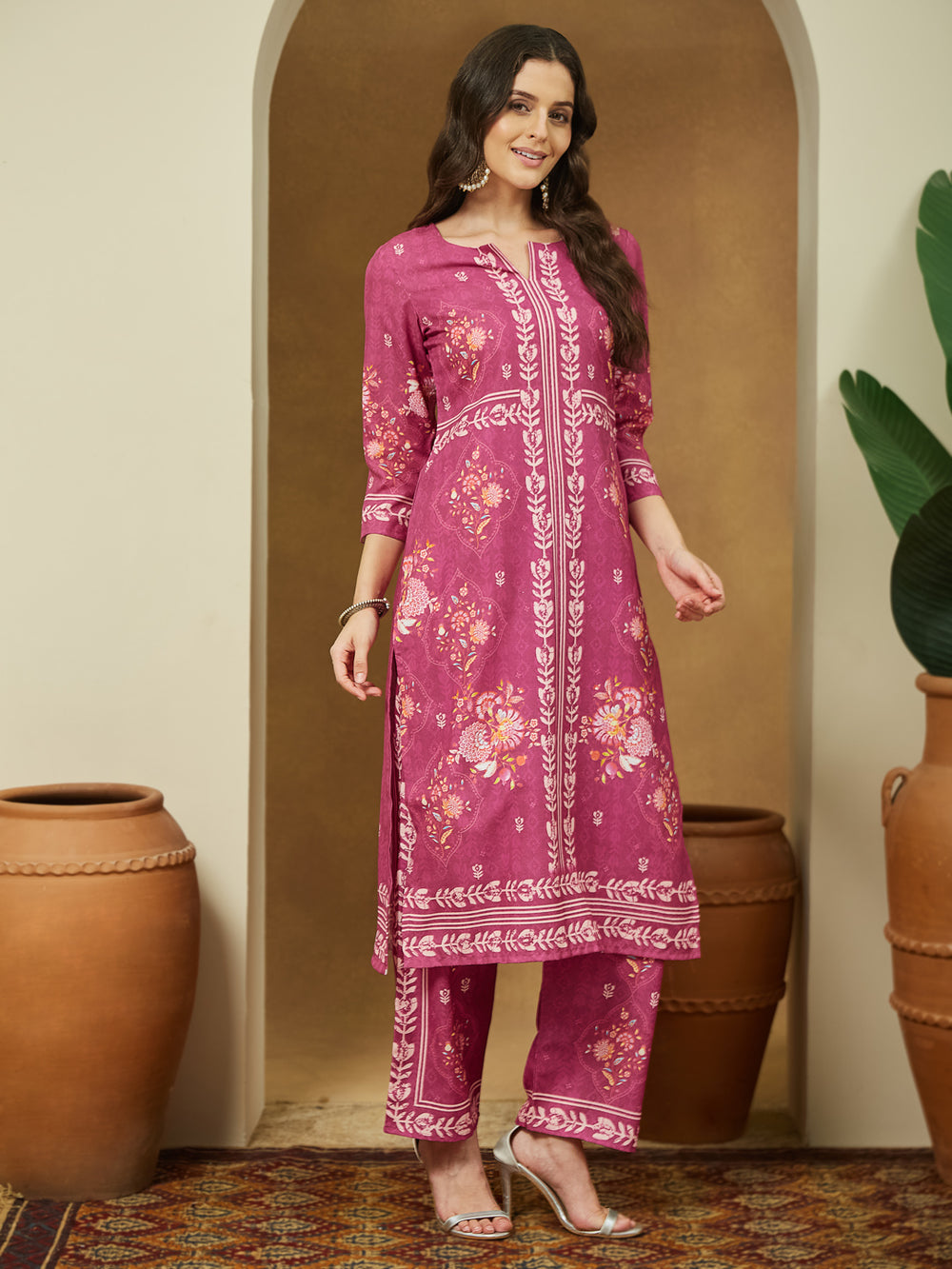 Pink-Cotton-Blend-Straight-Floral-Printed-3-Piece-Kurta-Set