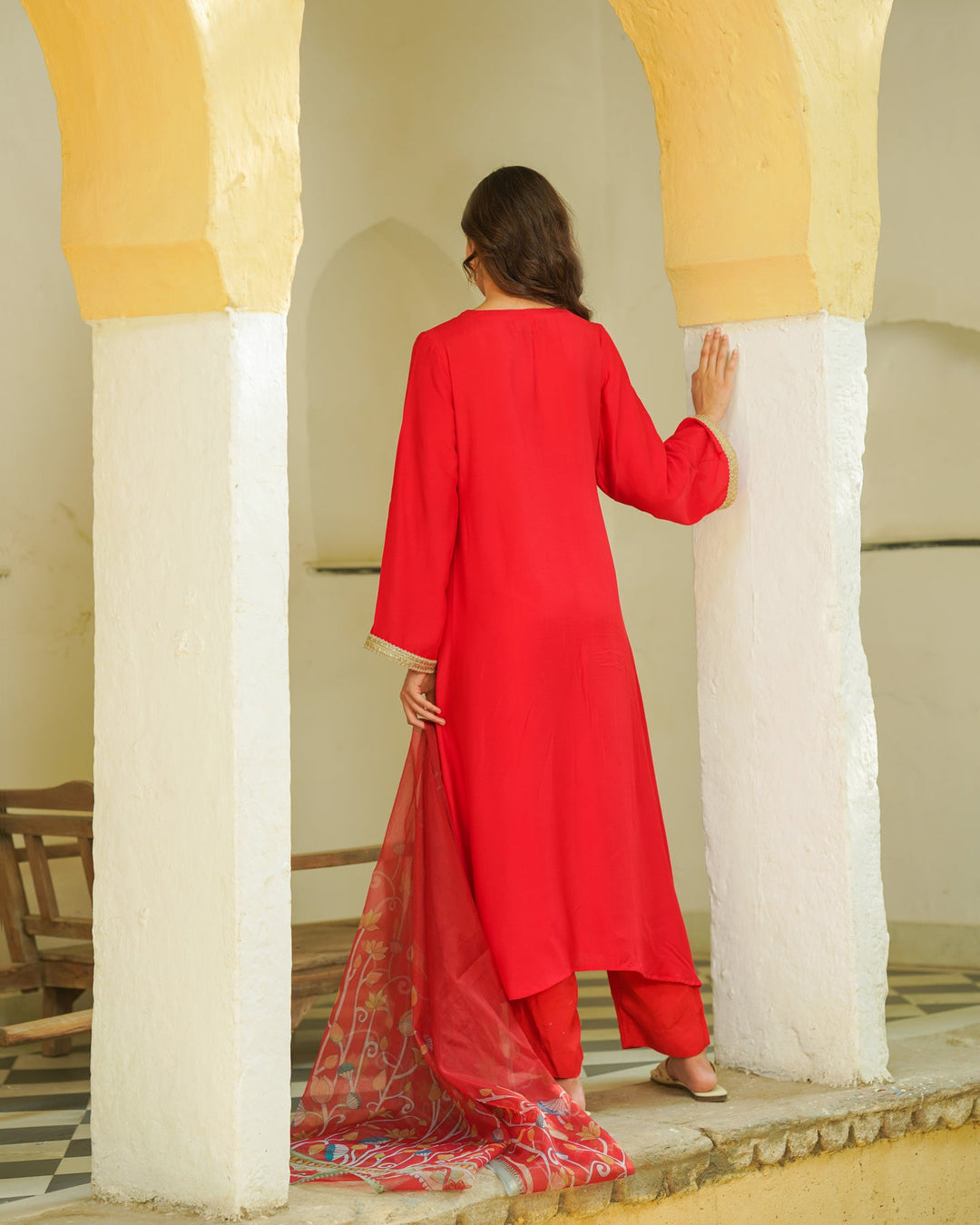 Red-Muslin-Kalamkari-Embroidered-A-Line-3-Piece-Kurta-Set