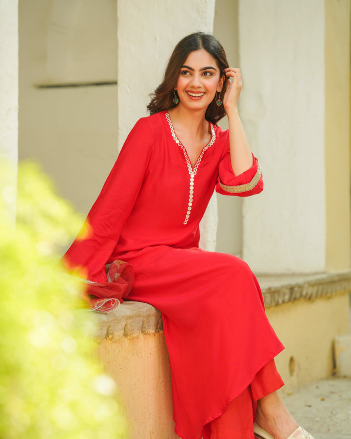 Red-Muslin-Kalamkari-Embroidered-A-Line-3-Piece-Kurta-Set