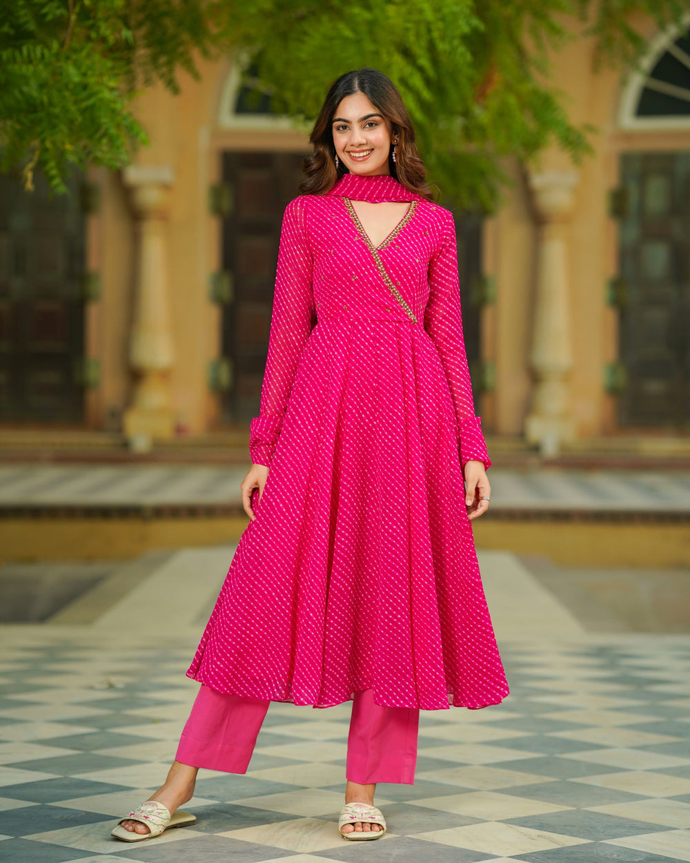 Royal-Pink-Georgette-Embroidered-Kalidaar-3-Piece-Kurta-Set