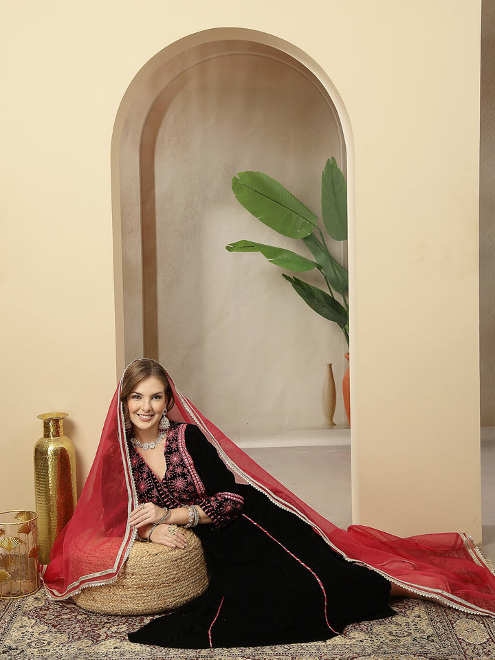 Black Solid & Embroidered Velvet A-Line Kurta Pant Dupatta Set