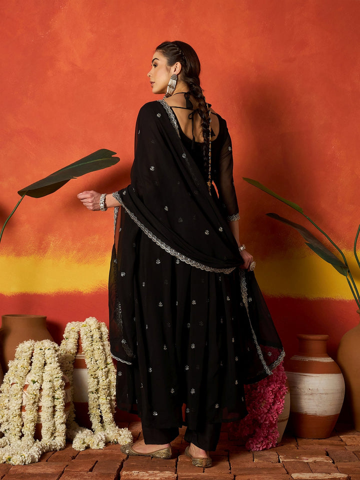 Black Solid & Embroidered Georgette Anarkali Kurta Pant With Dupatta