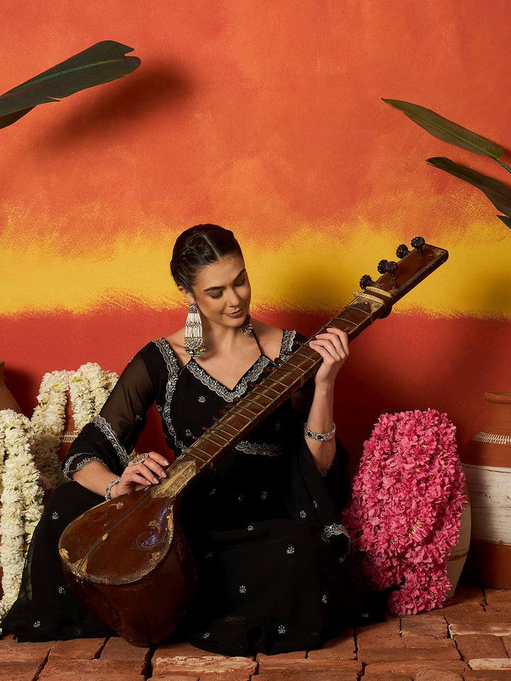 Black Solid & Embroidered Georgette Anarkali Kurta Pant With Dupatta