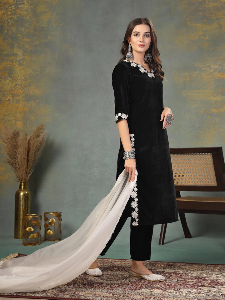Black-Velvet-Solid-&-Embroidered-3-Piece-Kurta-Set
