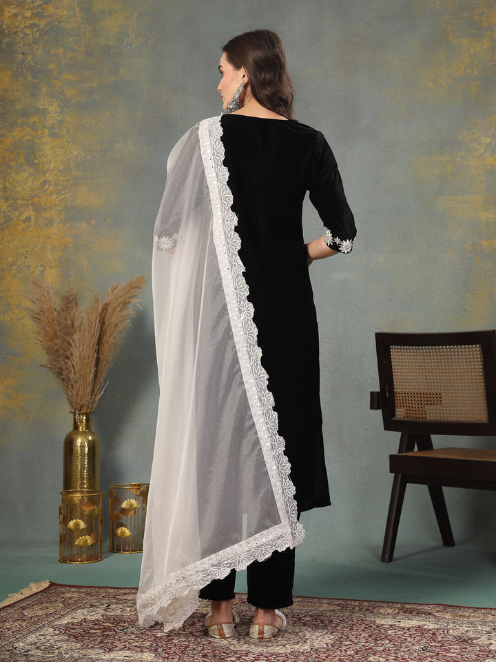 Black-Velvet-Solid-&-Embroidered-3-Piece-Kurta-Set