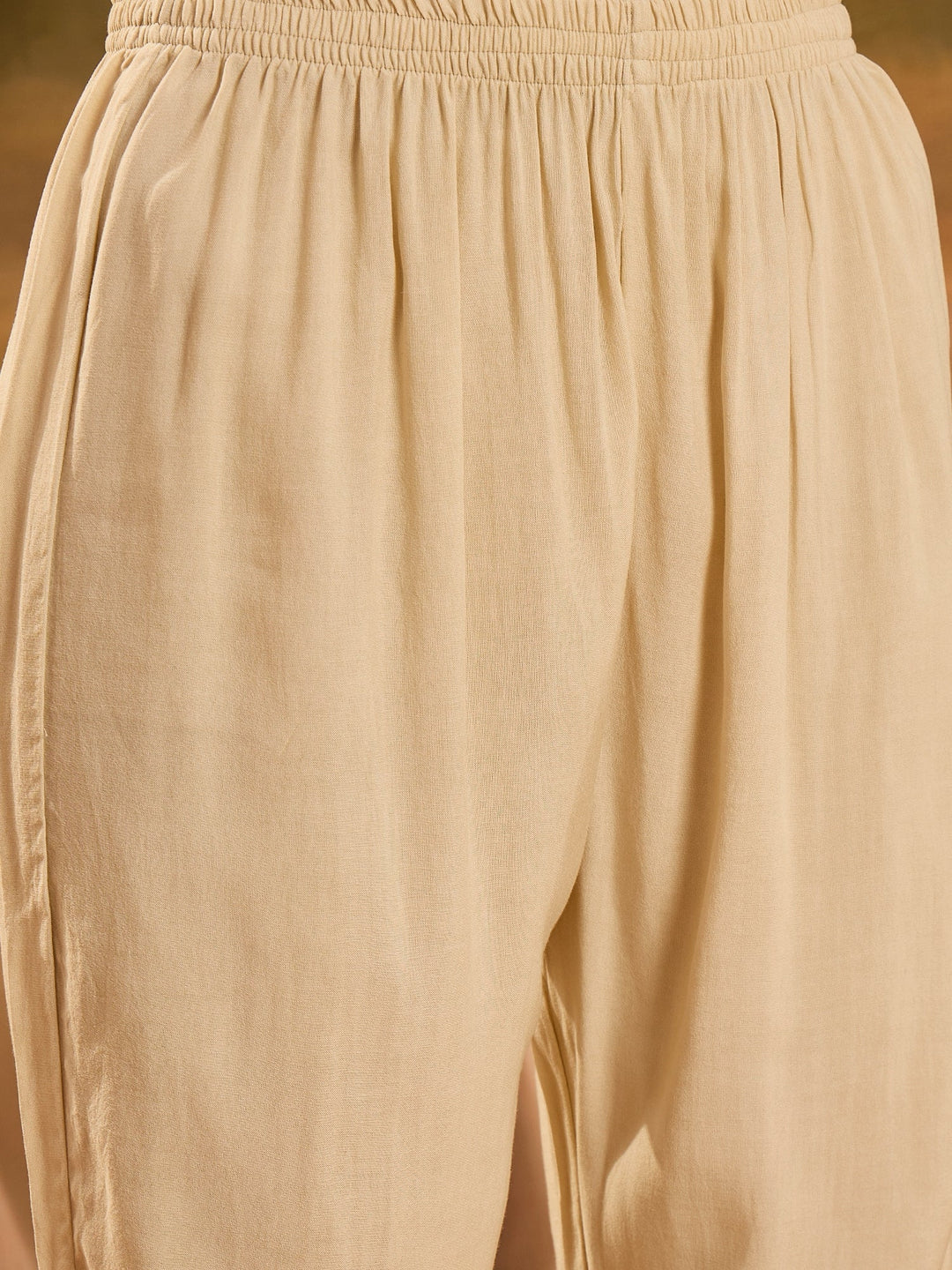 Off White Printed & Embroidered Soft Organza Straight Kurta Pant Dupatta Set