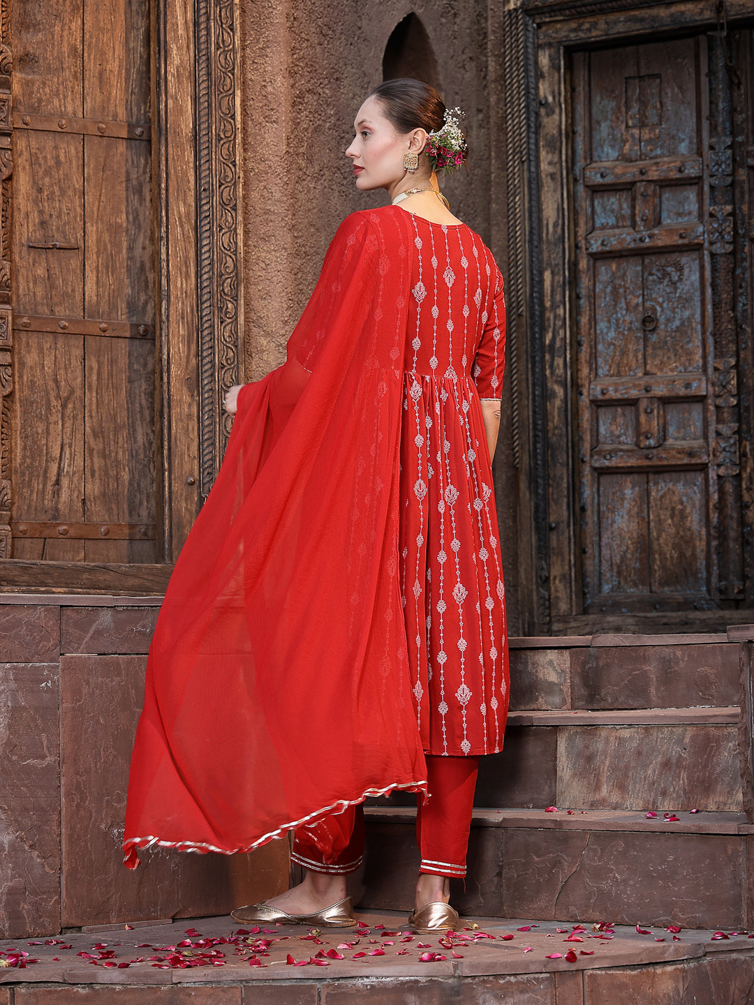 Red-Rayon-Embroidered-Naira-Cut-3-Piece-Kurta-Set