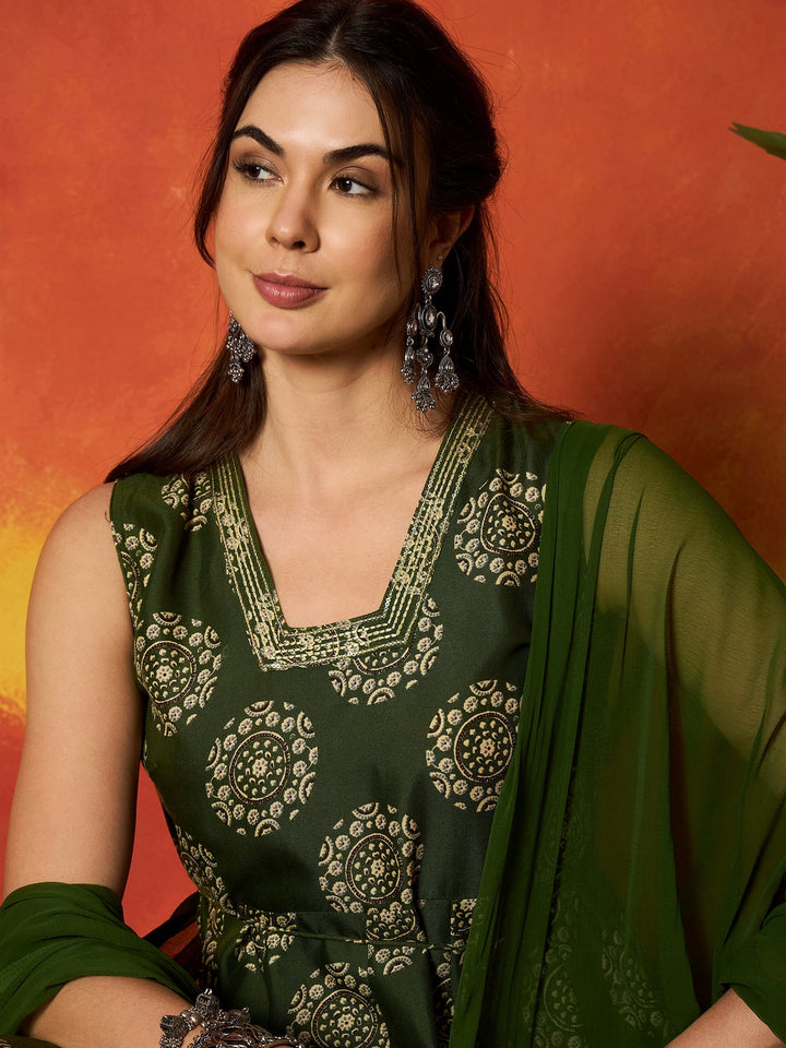 Green Ethnic Motif Printed Rayon Anarkali Kurta Pant Dupatta Set