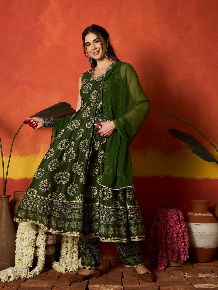 Green Ethnic Motif Printed Rayon Anarkali Kurta Pant Dupatta Set
