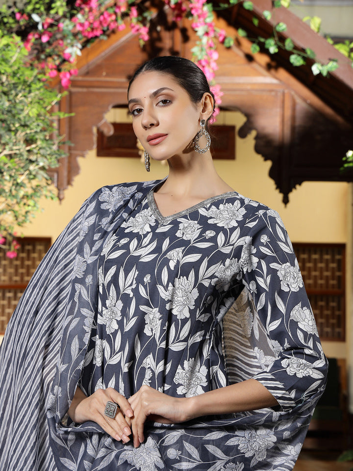 Grey-Cotton-Floral-Printed-3-Piece-Kurta-Set