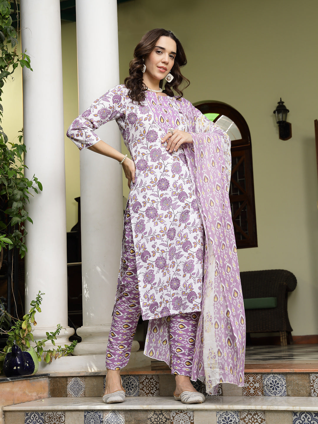 Lavender-Cotton-Floral-Printed-3-Piece-Kurta-Set