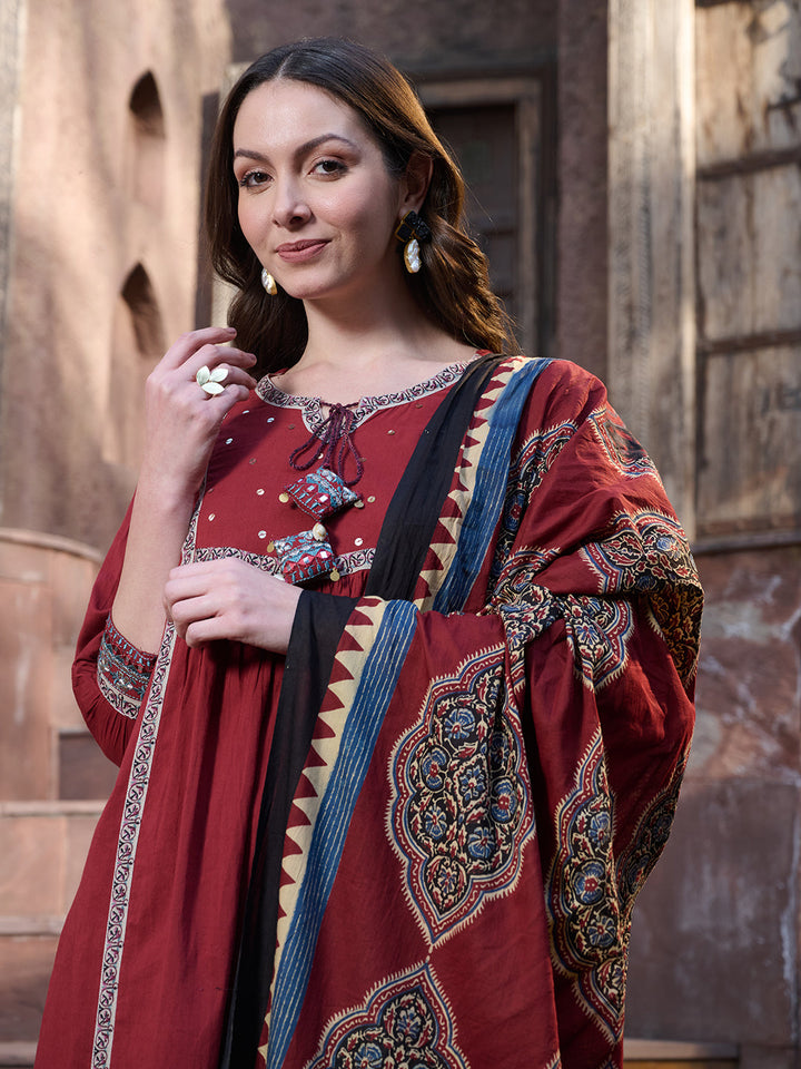 Maroon-Cotton-Solid-3-Piece-Kurta-Set