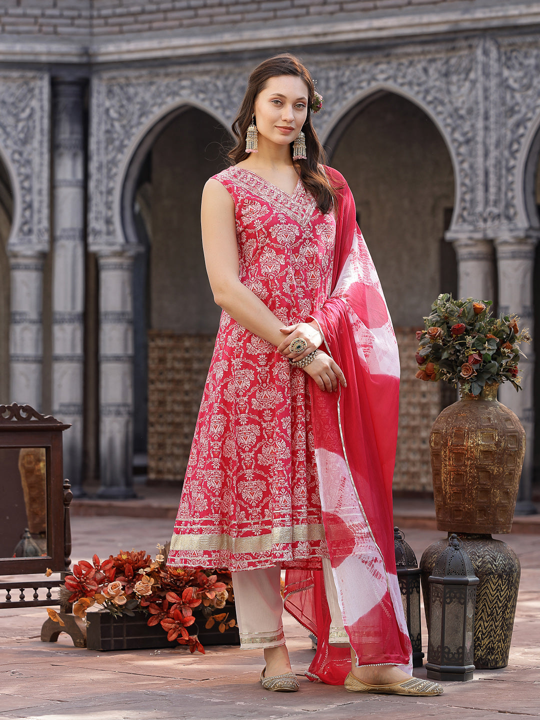 Pink-Cotton-Printed-&-Embroidered-3-Piece-Kurta-Set