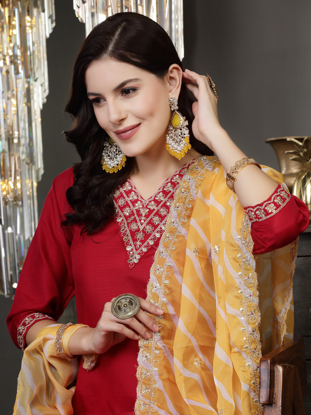 Pink-Lehariya-Silk-Embroidered-Straight-3-Piece-Kurta-Set