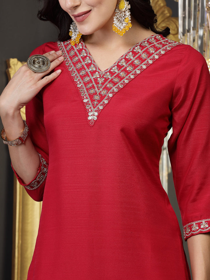 Pink-Lehariya-Silk-Embroidered-Straight-3-Piece-Kurta-Set