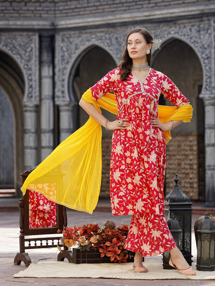 Pink-Cotton-Floral-Printed-3-Piece-Kurta-Set