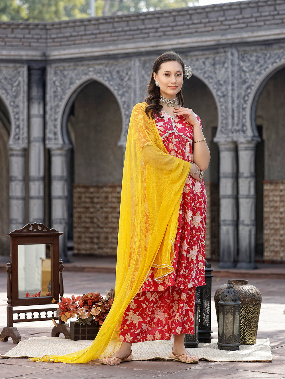 Pink-Cotton-Floral-Printed-3-Piece-Kurta-Set