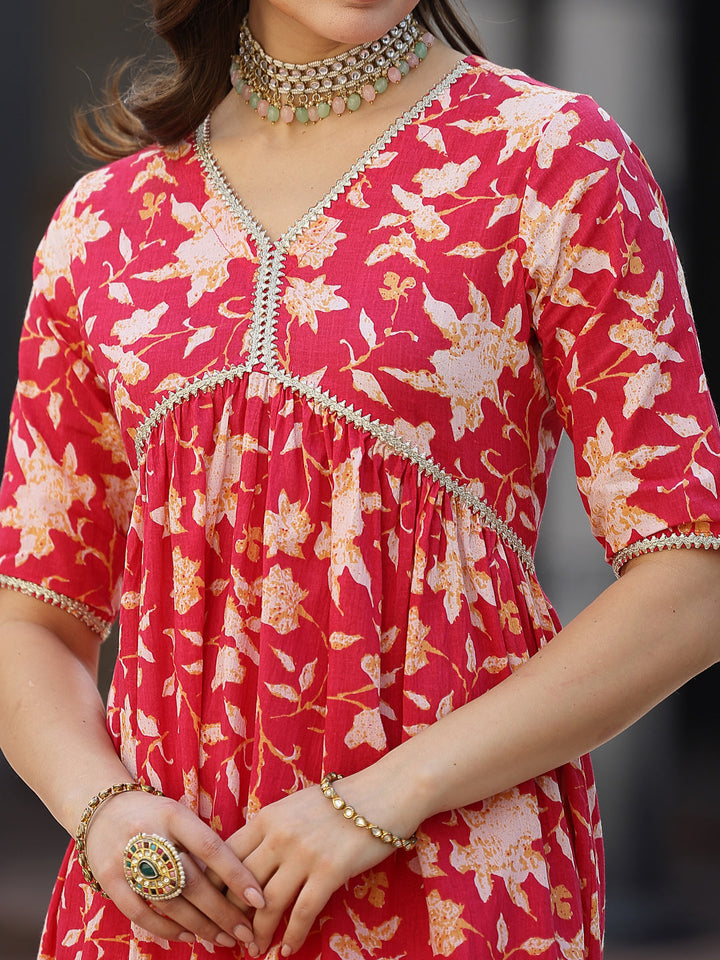 Pink-Cotton-Floral-Printed-3-Piece-Kurta-Set