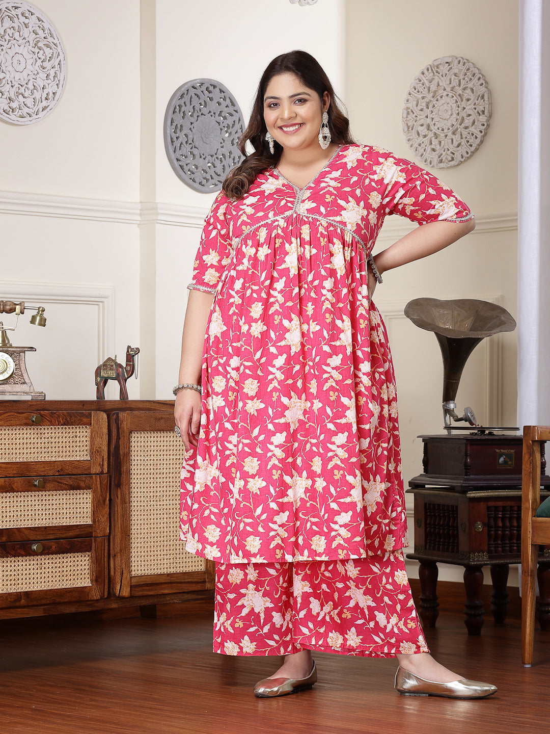 Pink-Cotton-Floral-Printed-3-Piece-Kurta-Set
