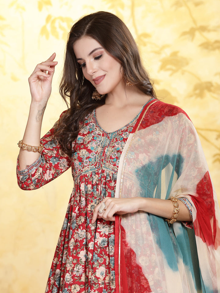 Red-Rayon-Floral-Printed-Flared-3-Piece-Kurta-Set