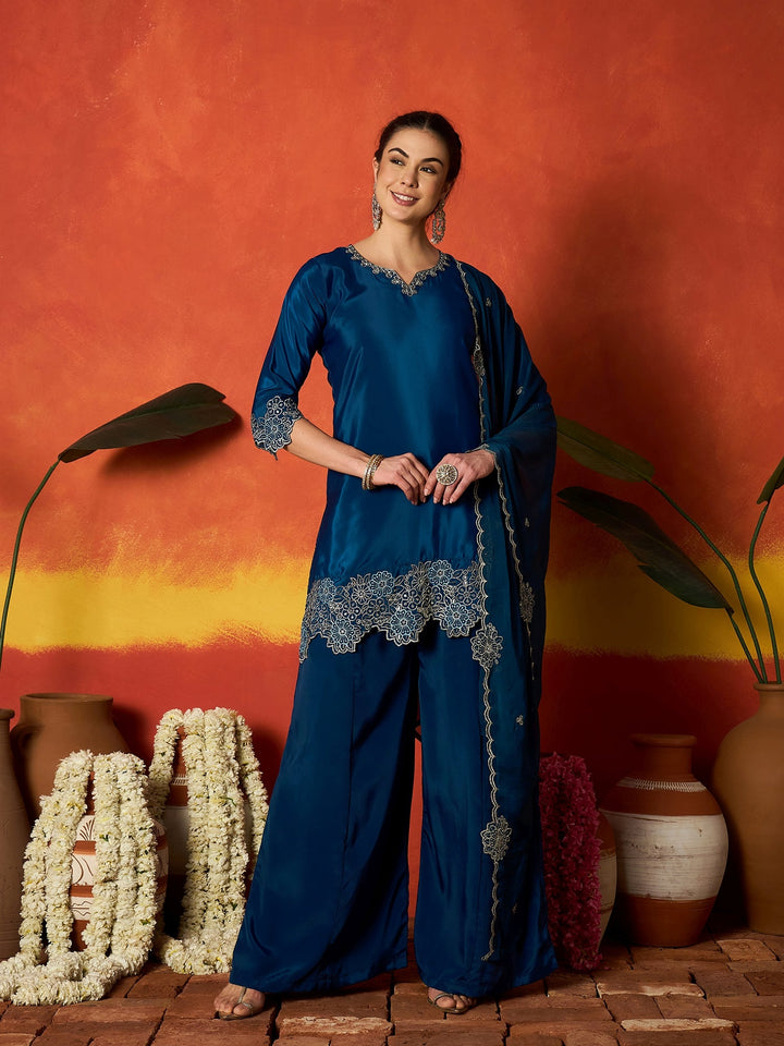 Teal Solid & Embroidered Silk Blend Straight Kurti Palazzo Dupatta Set