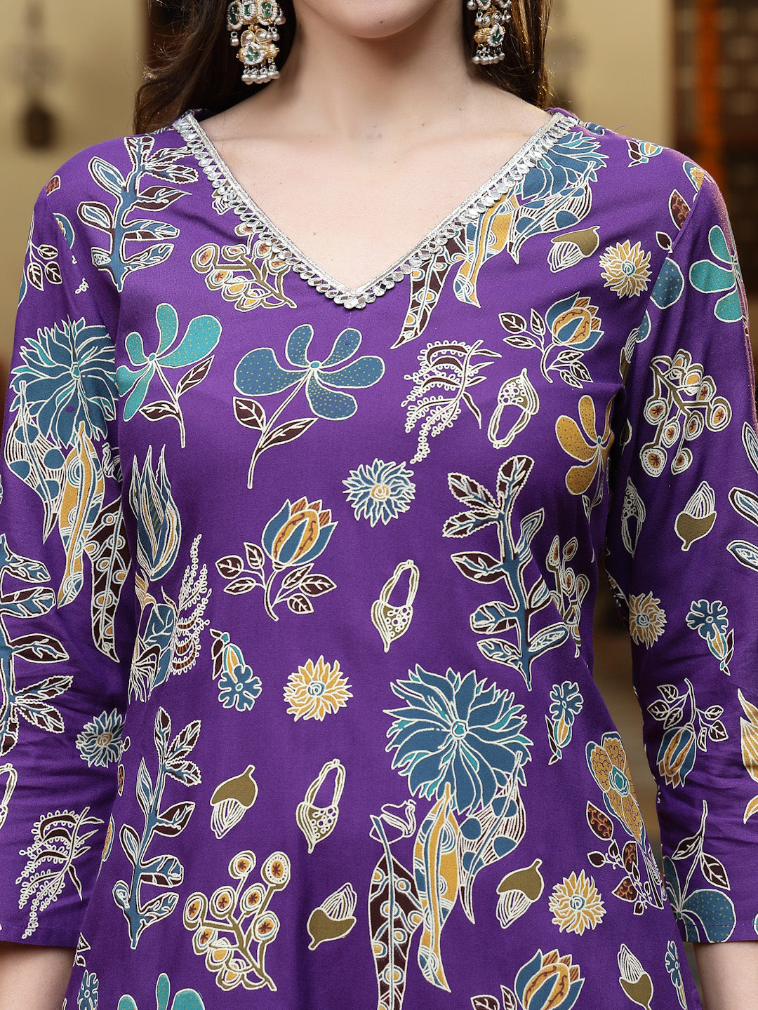 Violet-Rayon-Floral-Printed-Straight-3-Piece-Kurta-Set