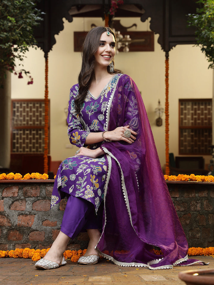 Violet-Rayon-Floral-Printed-Straight-3-Piece-Kurta-Set