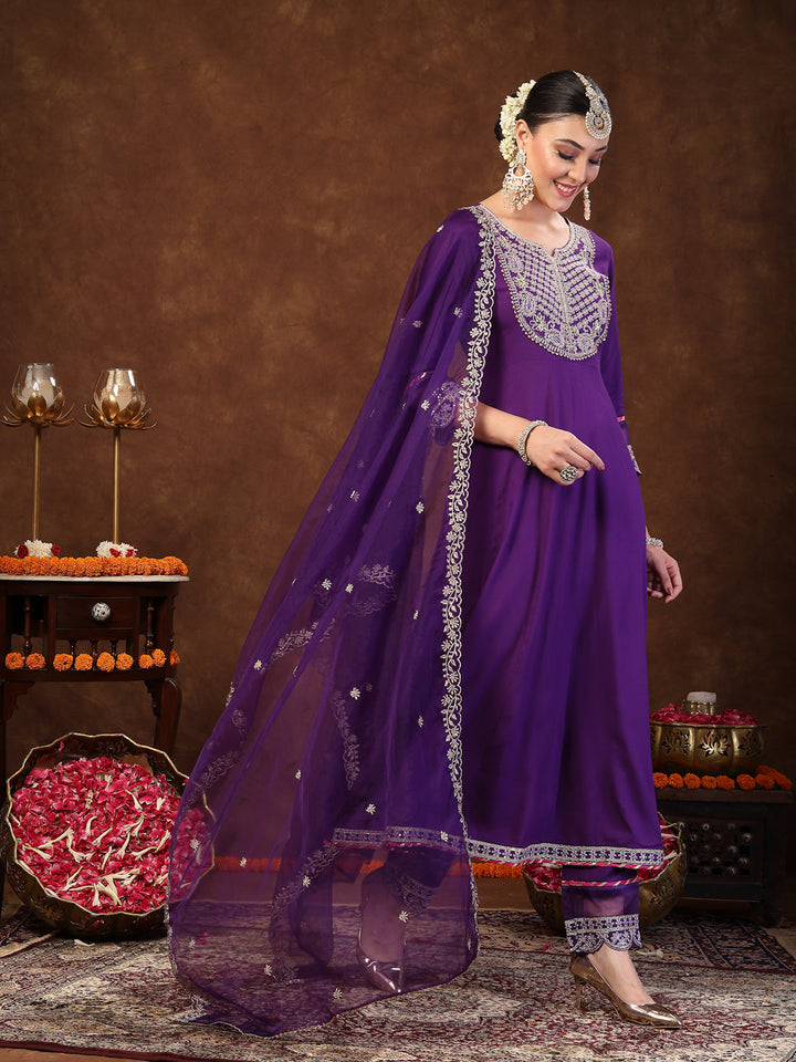Violet-Rayon-Solid-&-Embroidered-3-Piece-Kurta-Set