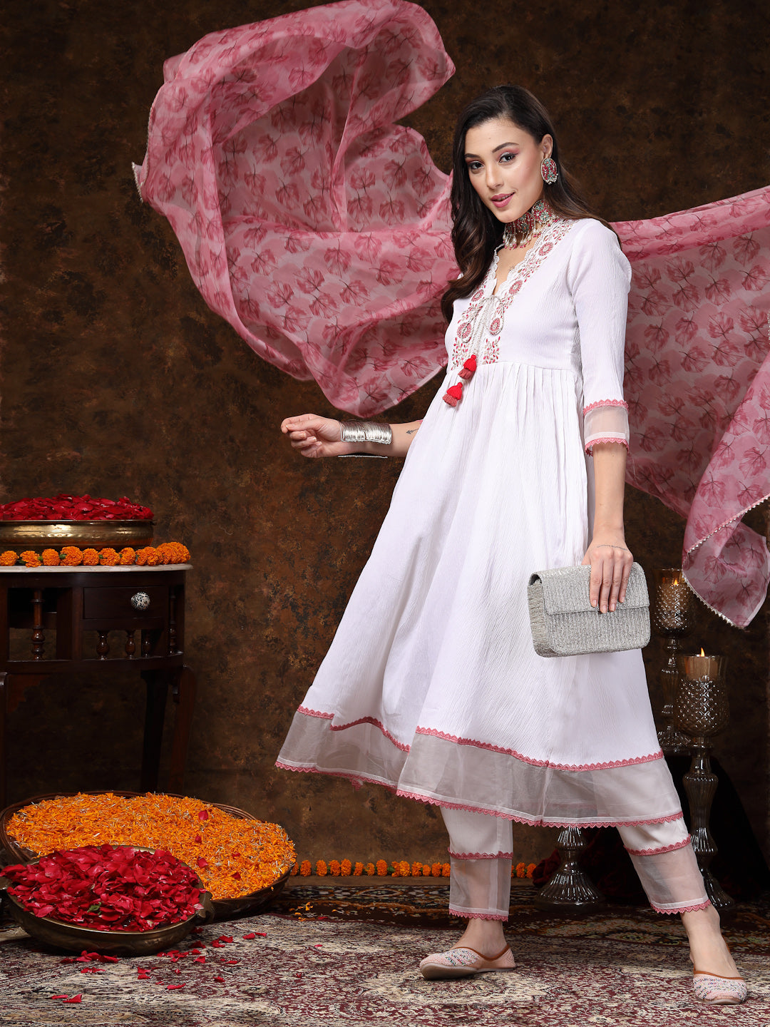 White-Crepe-Embroidered-Italian-Crush-3-Piece-Kurta-Set