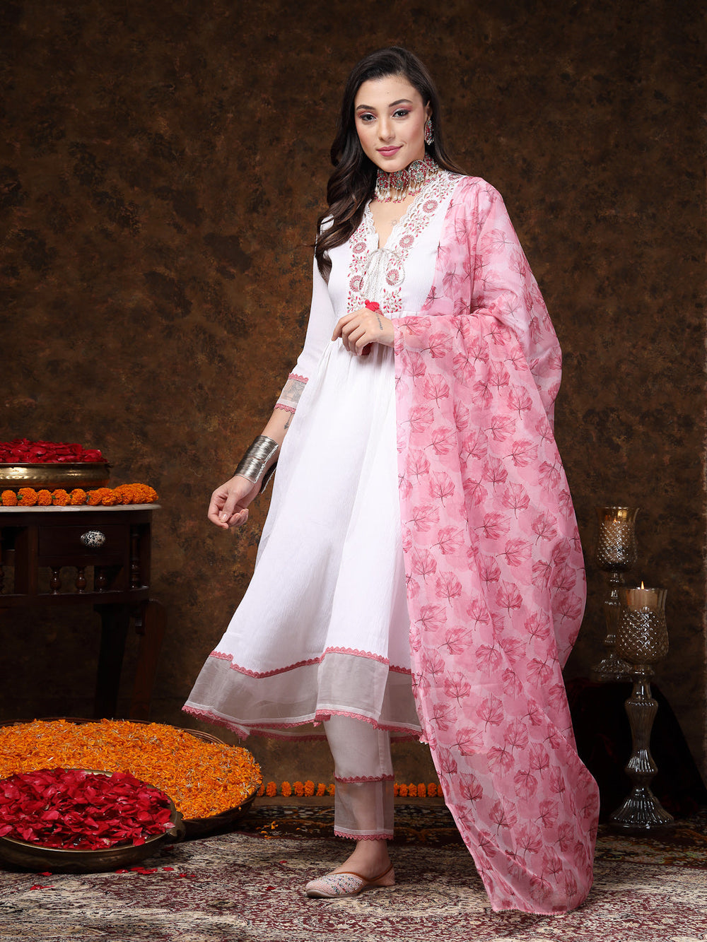 White-Crepe-Embroidered-Italian-Crush-3-Piece-Kurta-Set