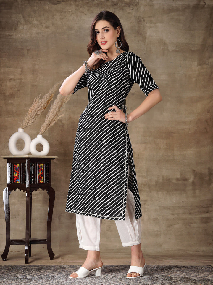 Black-Lehariya-Cotton-Straight-2-Piece-Kurta-Set