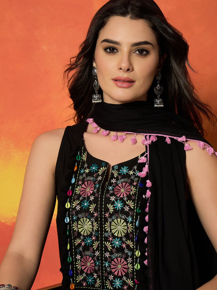 Women's Black Solid & Embroidered Pure Cotton Straight Kurti Farshi Salwar With Dupatta Set