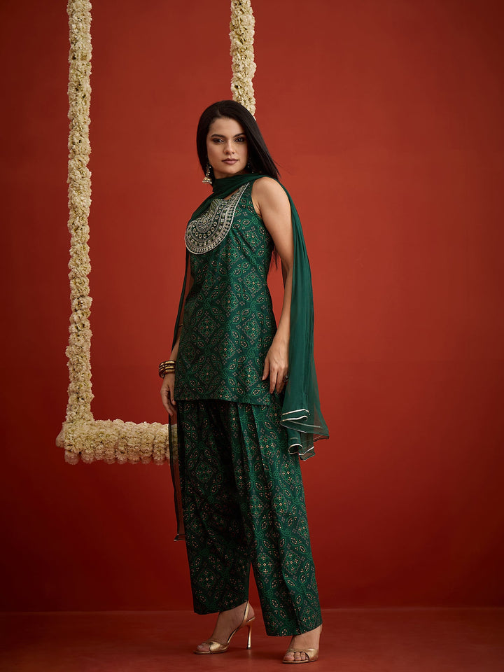 Green Bandhej Printed & Embroidered Rayon Straight Short Kurti Farshi Salwar Dupatta Set