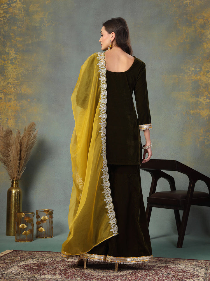 Green-Velvet-Embroidered-Straight-Sharara-Set