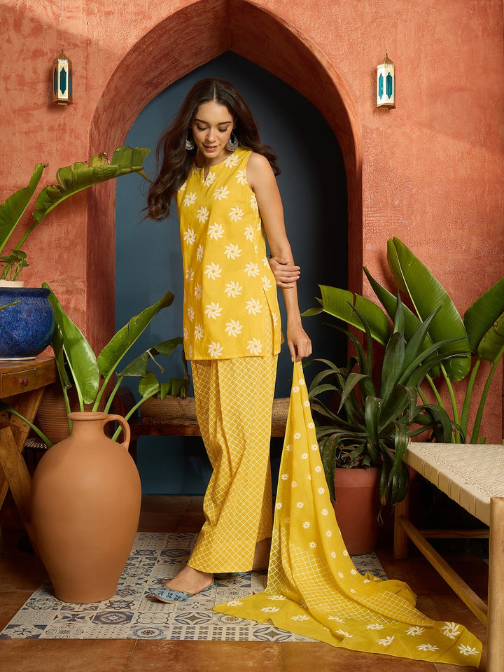 Yellow Floral Printed Pure Cotton Straight Kurti Farshi Salwar With Dupatta