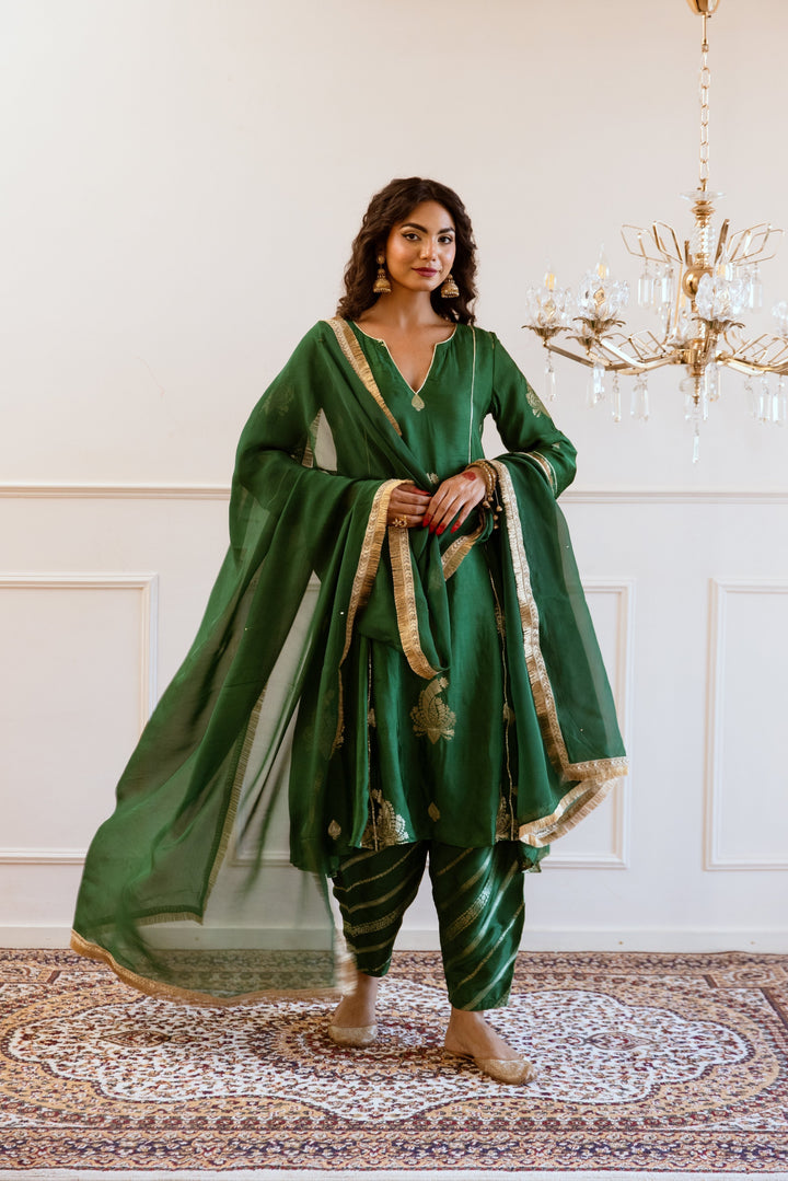 Kale-Green-Muslin-Silk-V-Neck-Anarkali-Set