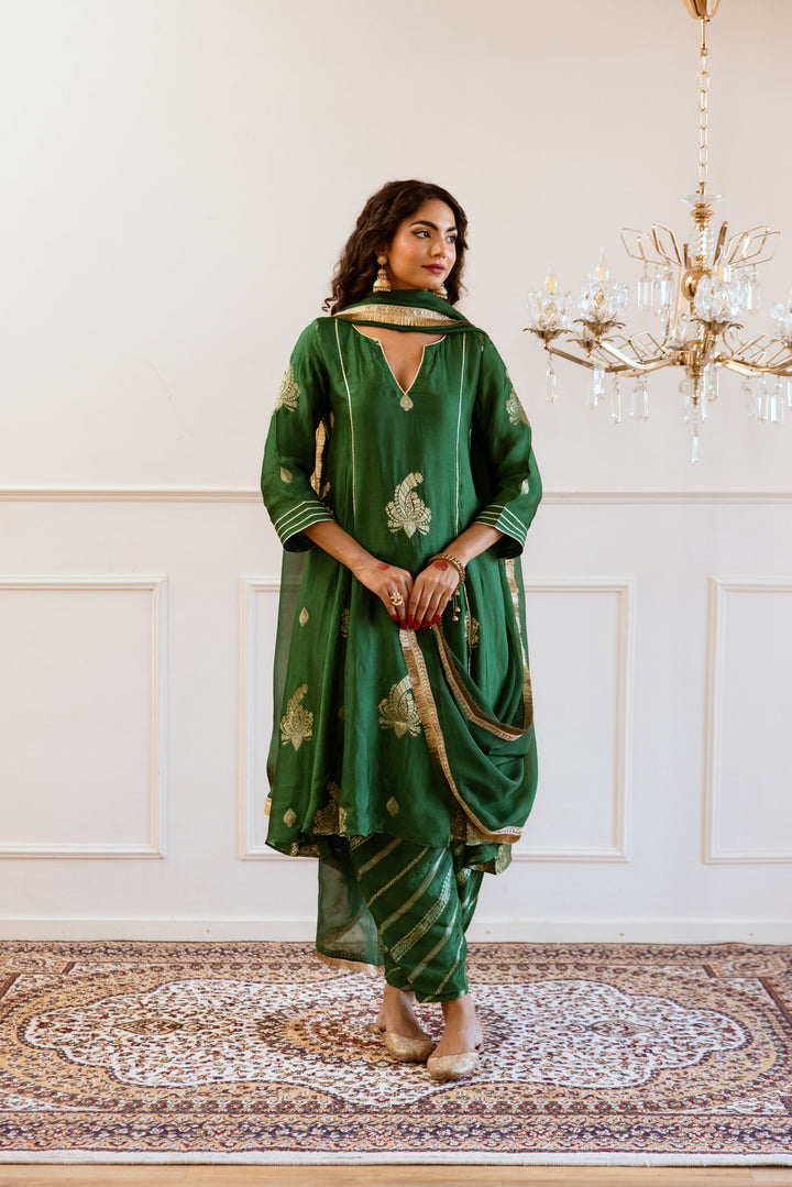 Kale-Green-Muslin-Silk-V-Neck-Anarkali-Set