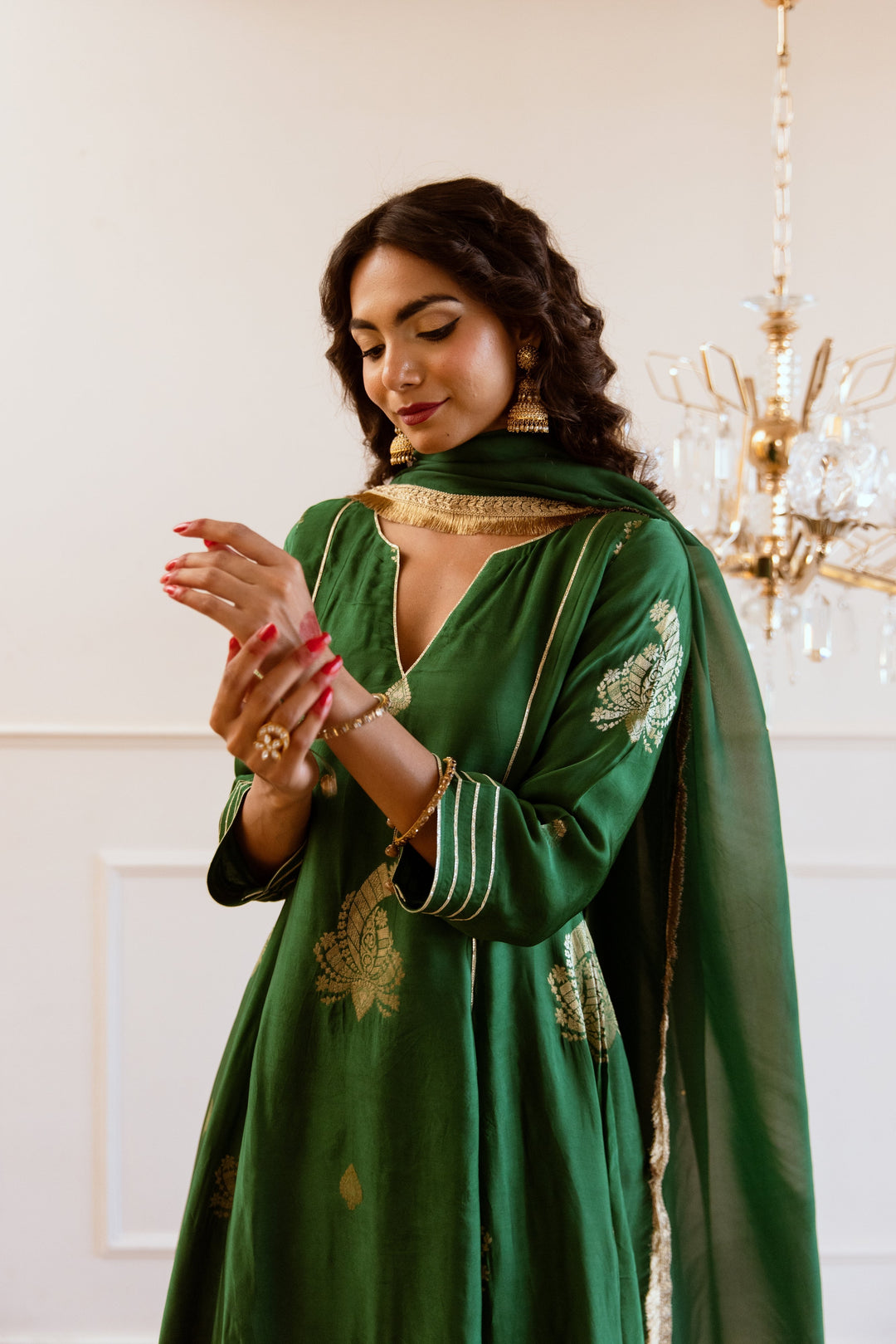 Kale-Green-Muslin-Silk-V-Neck-Anarkali-Set