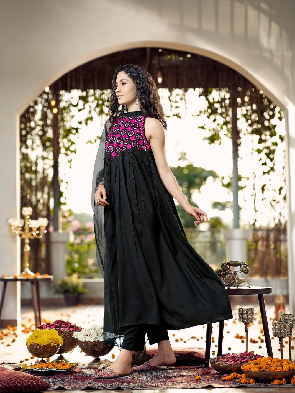 Black-Rayon-Halter-Neck-Gathered-3-Piece-Kurta-Set