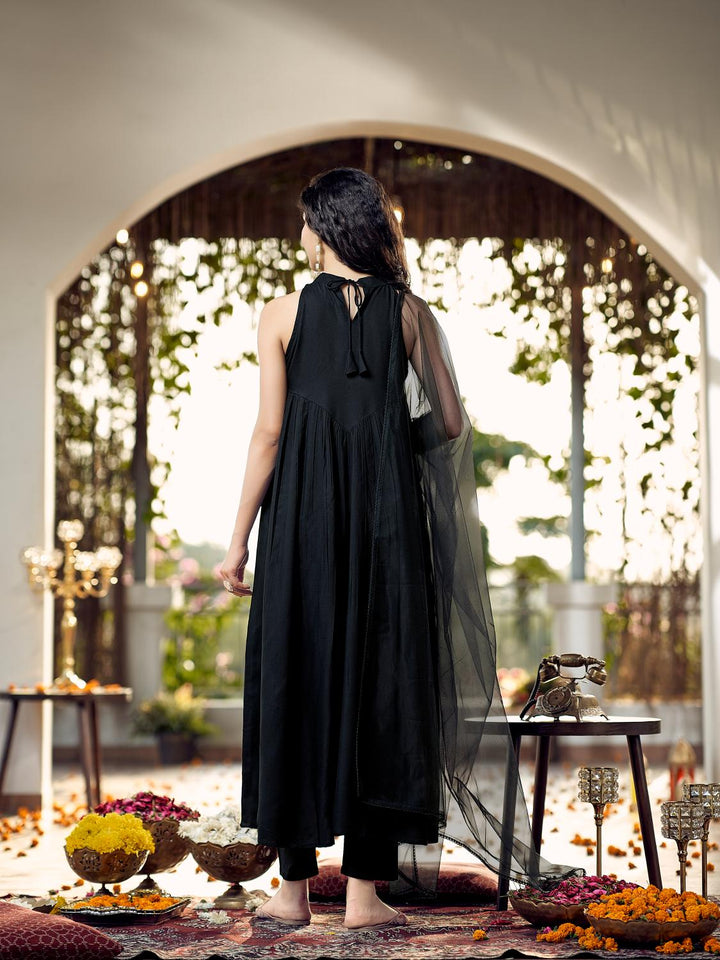 Black-Rayon-Halter-Neck-Gathered-3-Piece-Kurta-Set