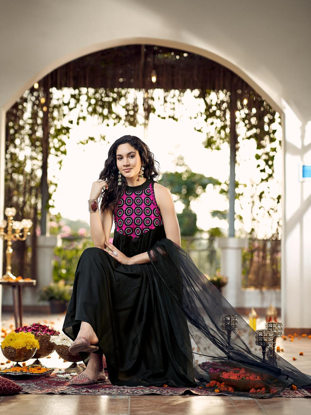 Black-Rayon-Halter-Neck-Gathered-3-Piece-Kurta-Set