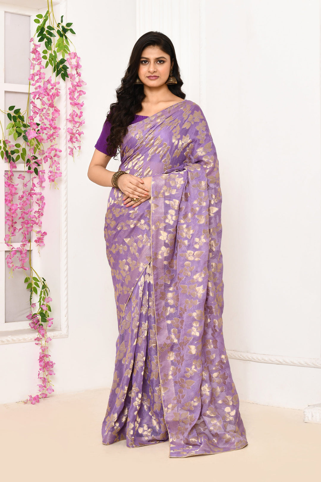 ZERESOUQ-Lavendar-Jute-Upada-Golden-Leaf-Pattern-Saree