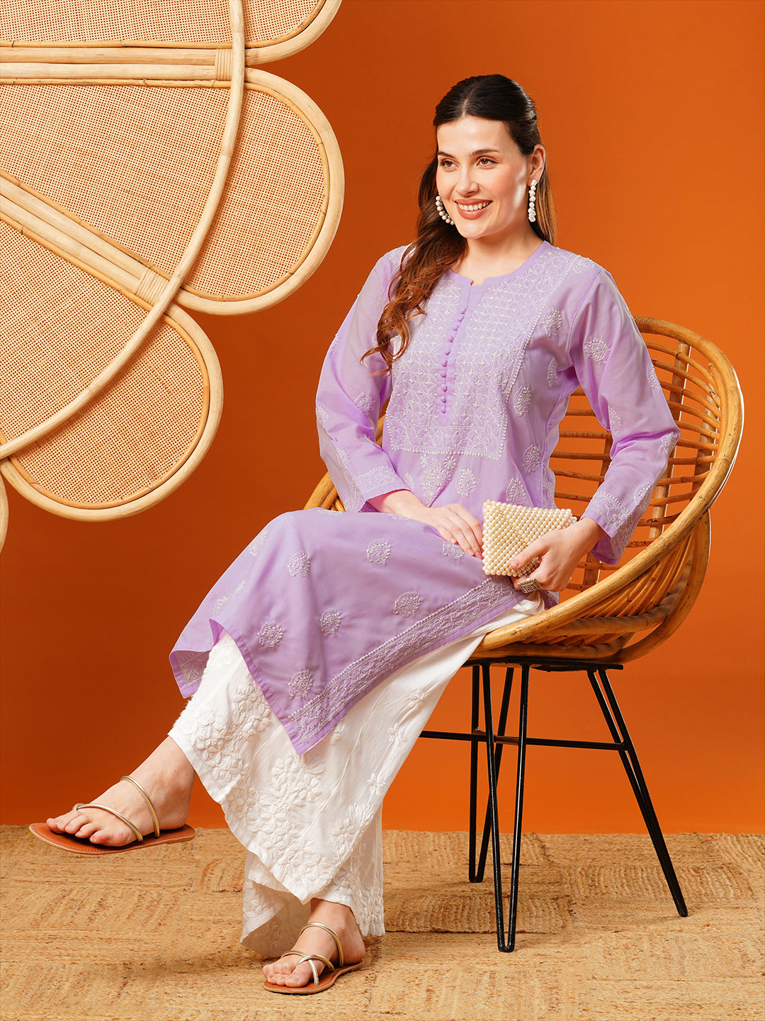 Lavender-Cotton-Embroidered-Chikankari-Kurta