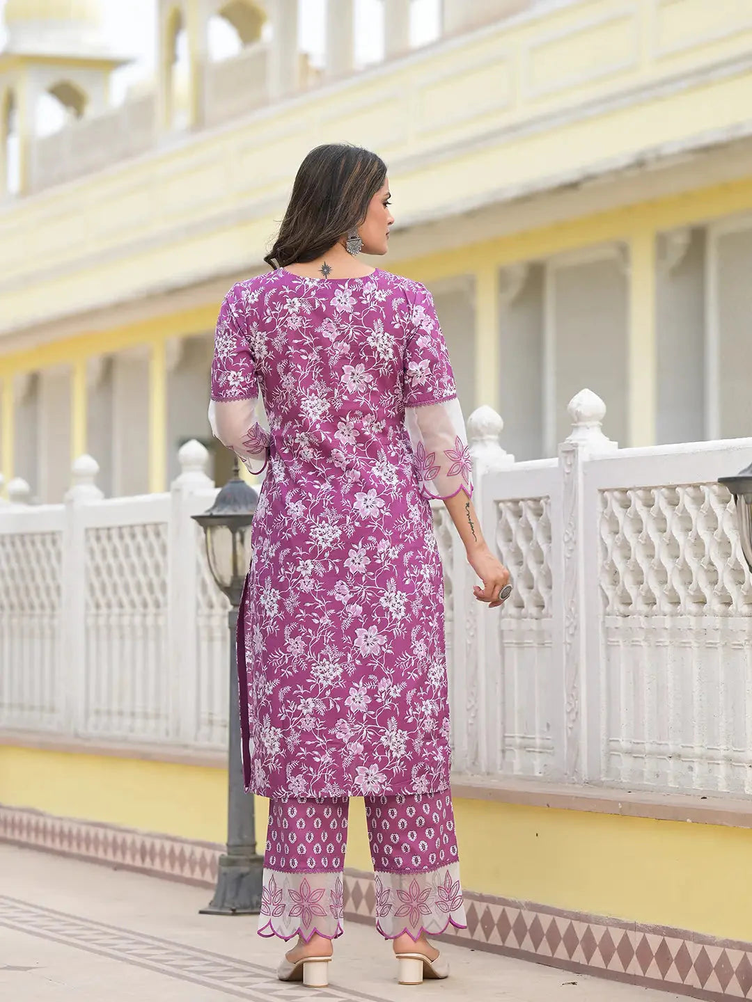 Lavender-Cotton-Floral-Print-3-Piece-Kurta-Set