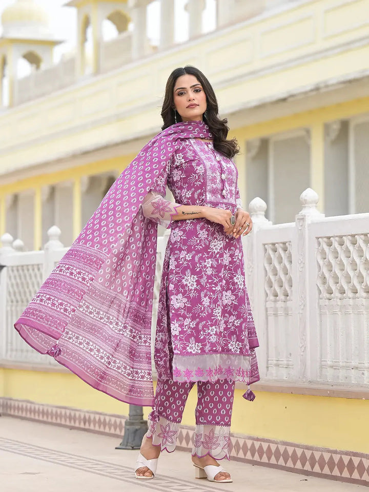 Lavender-Cotton-Floral-Print-3-Piece-Kurta-Set