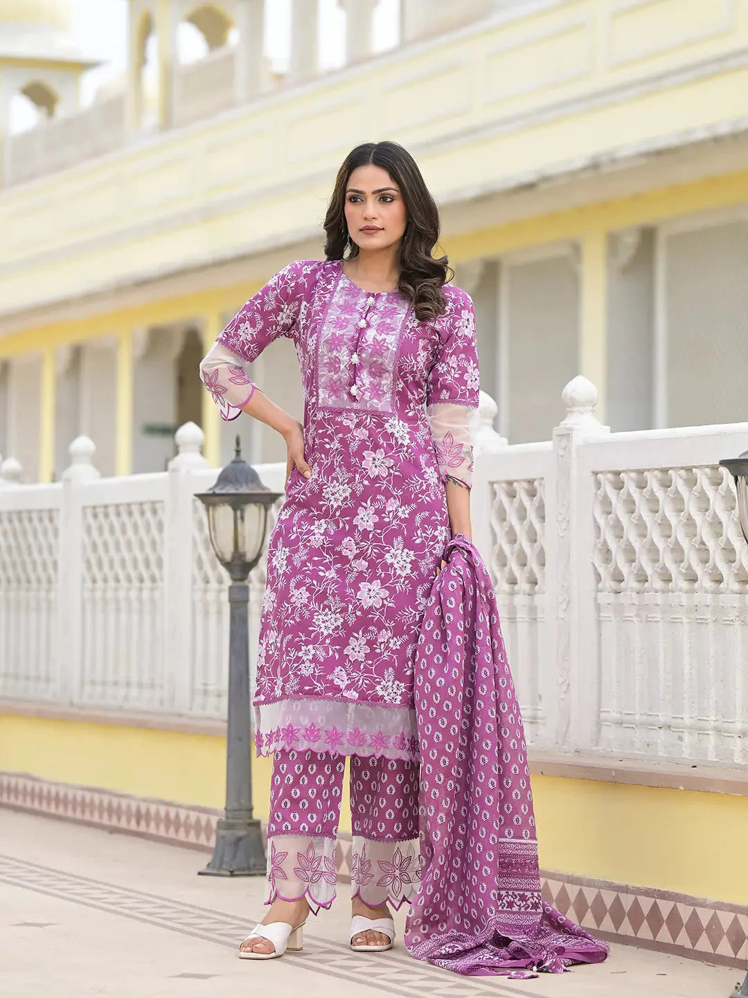 Lavender-Cotton-Floral-Print-3-Piece-Kurta-Set