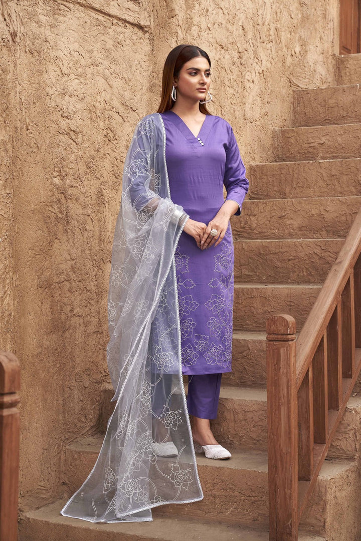 Lavender-Cotton-Blend-Embroidered-3-Piece-Kurta-Set